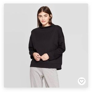 Prologue black funnel neck sweatshirt